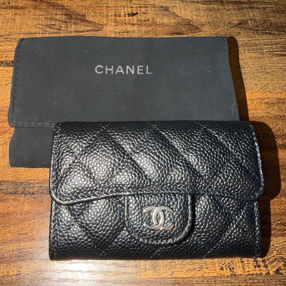 Brand-New CHANEL Black Quilted Classic Card Holder (Caviar)